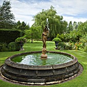 WATER FOUNTAIN WITH STATUE OF BOY AT WILKINS PLECK